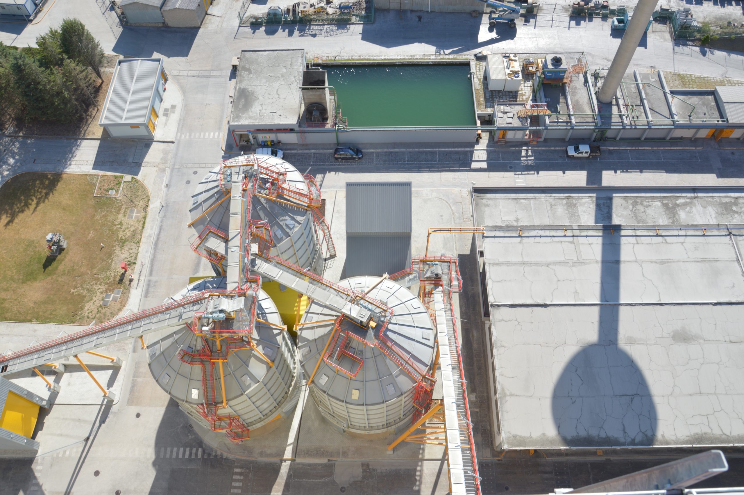 BMH_cement_bg